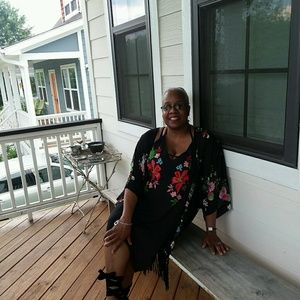 Meet your Posher, Eleanor